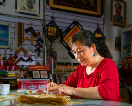 景泰蓝掐丝画金线,景泰蓝和掐丝珐琅区别