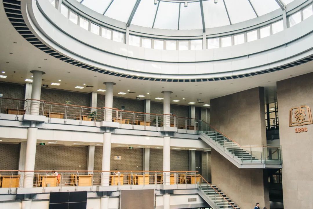 北大图书馆中心馆,北大图书馆新馆