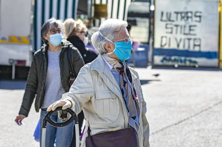 关乎你的健康！超过一半居民有抗体全球首个“群体免疫”地区出现了