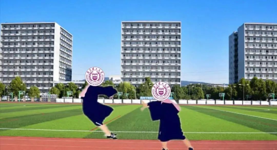 你能说一句毕业快乐吗,对我说一句毕业快乐