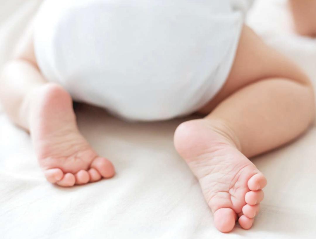 老人热天用什么尿不湿,天热了晚上穿尿不湿有什么好办法