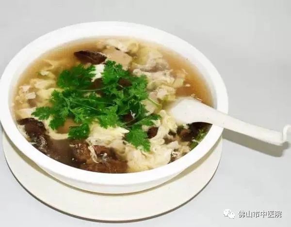 【干货】每天汗涔涔，*处私**更是瘙痒难忍？3个利湿止带食疗拯救你