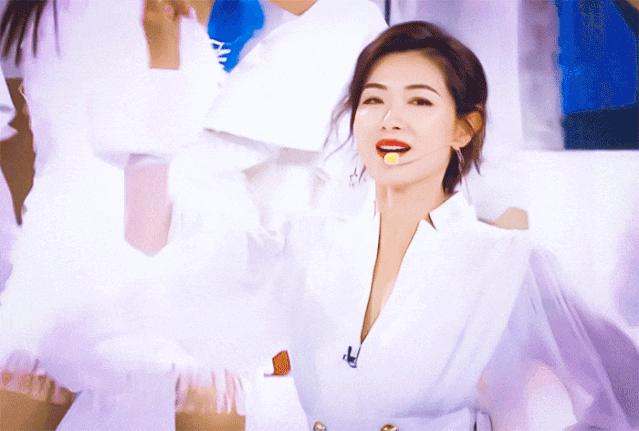 女生胸特别大是病吗,女生变胖胸会大吗