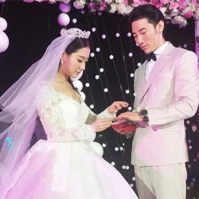 是时候来科普一波这个被传背景强大的女子组合了