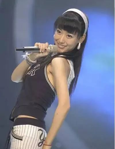 是时候来科普一波这个被传背景强大的女子组合了