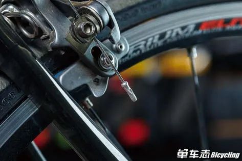 什么时候换刹车线,全刹变速线和刹车线多久一换