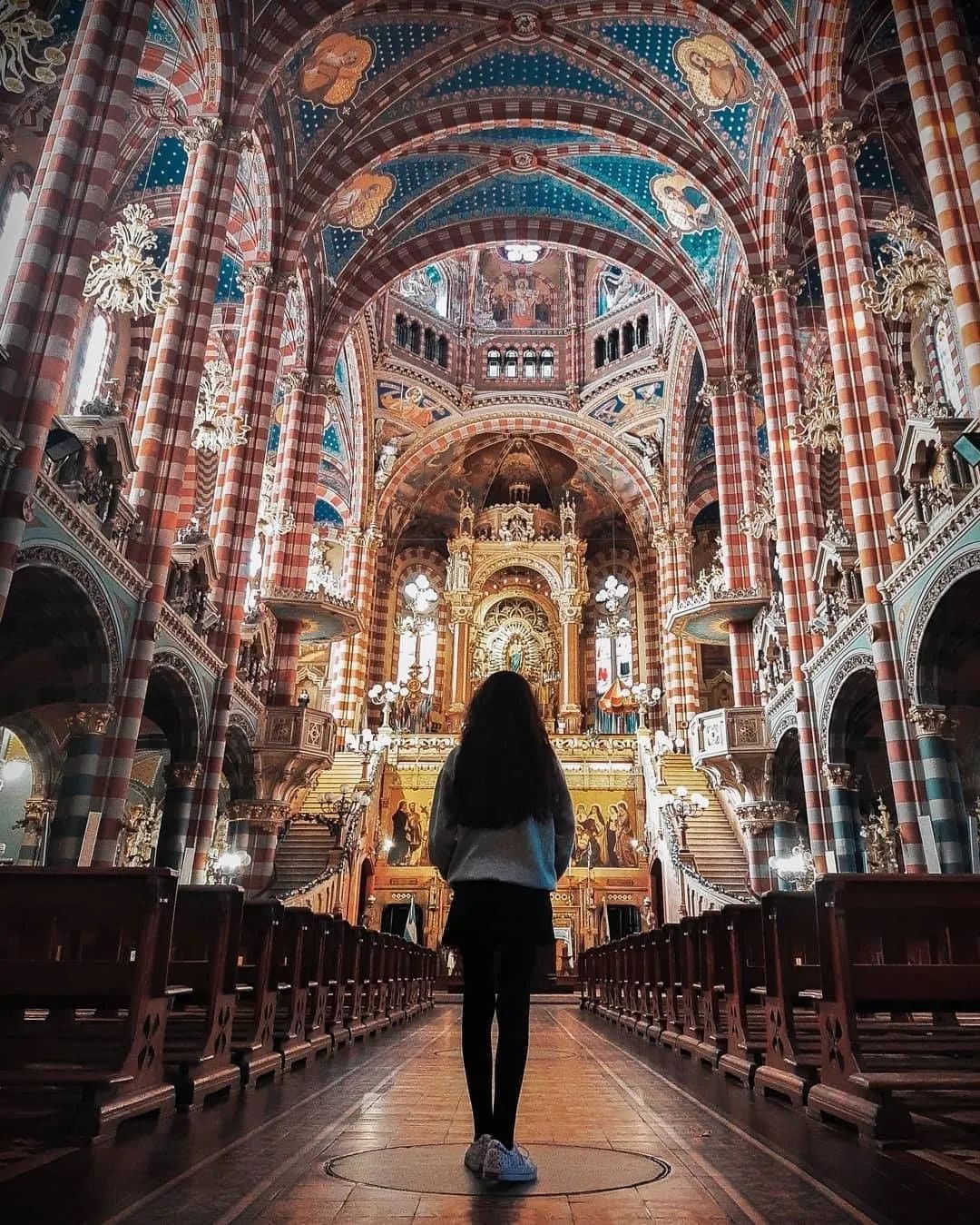 走过这些广场，心中便有“天下”