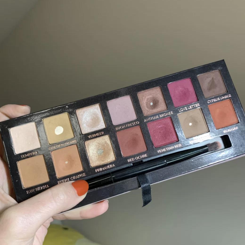 成熟系淡颜妆容御姐妆,清冷厌世风妆容