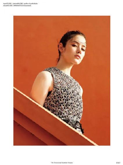 成熟系淡颜妆容御姐妆,清冷厌世风妆容