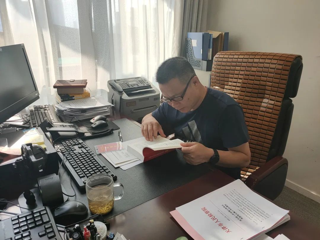 父亲节致乘风破浪的爸爸们,父亲节致敬所有披荆斩棘的爸爸们