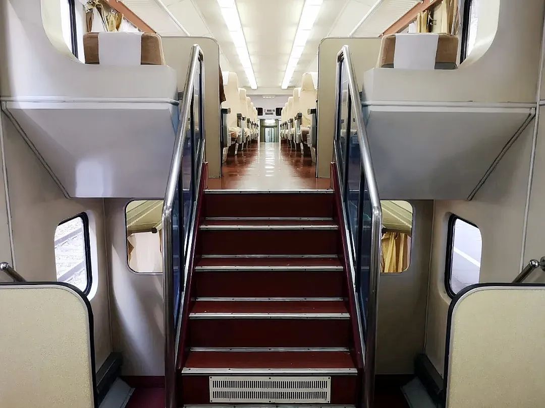 那些年我们坐过的双层列车 (那些年我们坐过的双层火车)