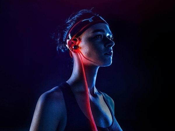 如何解决蓝牙耳机的听诊器效应,耳机听诊器效应怎么去除