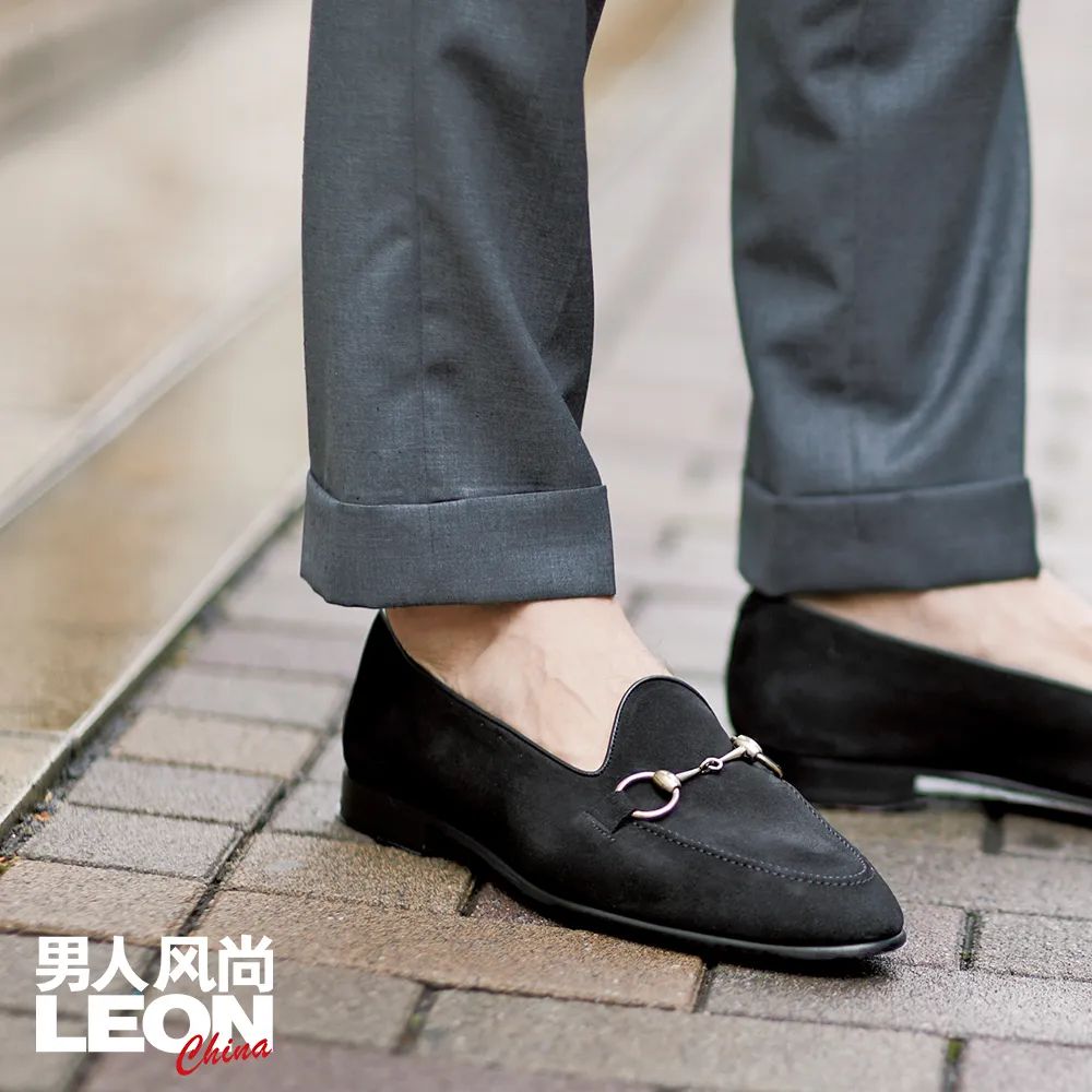 白色牛仔自显贵气，入手不需要理由