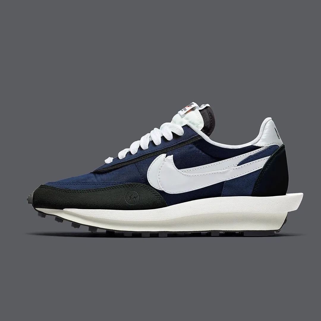 iphone12系列最新图曝出,iphone12最新外观图