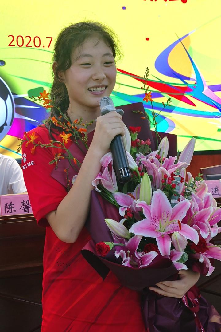 鏍″洯瓒崇悆韪㈠嚭鎴愰暱,鏍″洯瓒崇悆韪㈠嚭浜嗙數姊悆