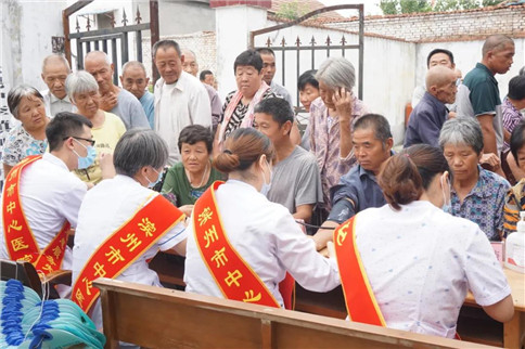 滨州市中心医院健康义诊进农村文明共建暖人心