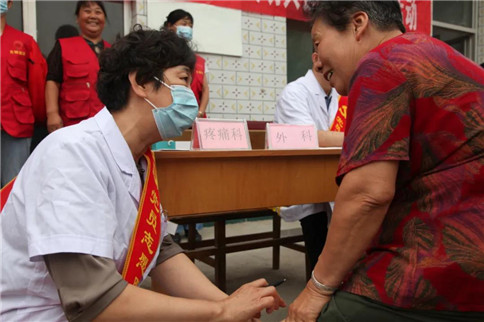 滨州市中心医院健康义诊进农村文明共建暖人心