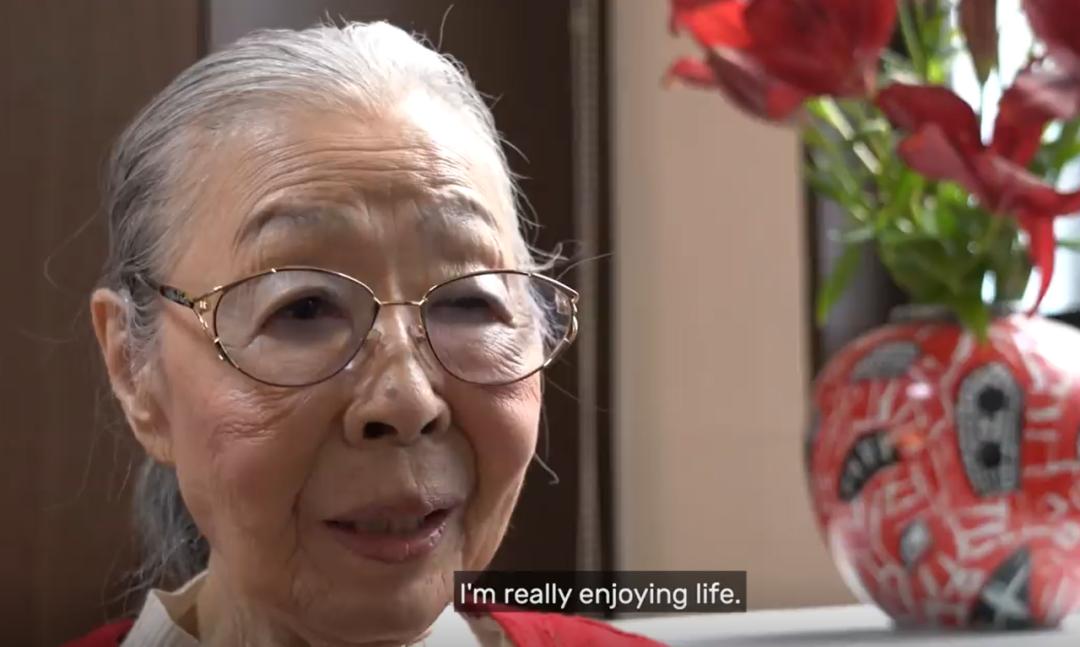 日本90岁老奶奶变身游戏主播，疯狂吸粉36万创吉尼斯纪录...