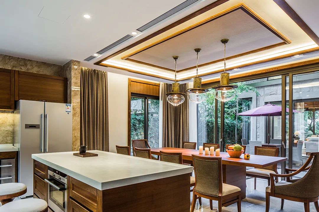 比买一送一还划算，全年不涨价！享山水画里329㎡双卧别墅，玩皮划艇漂流