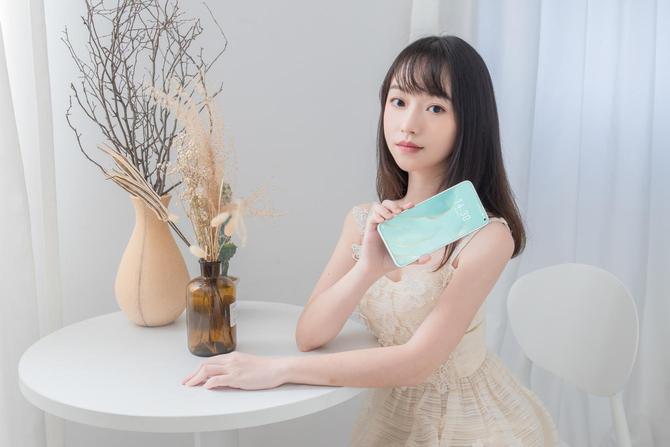 魅族17pro和oppofindx2pro,魅族17pro天青和月白天青对比