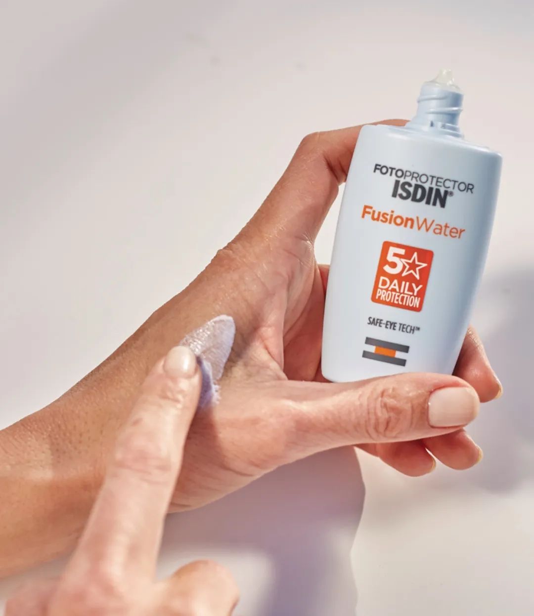 李佳琦推荐的平价美妆好物，买它不亏