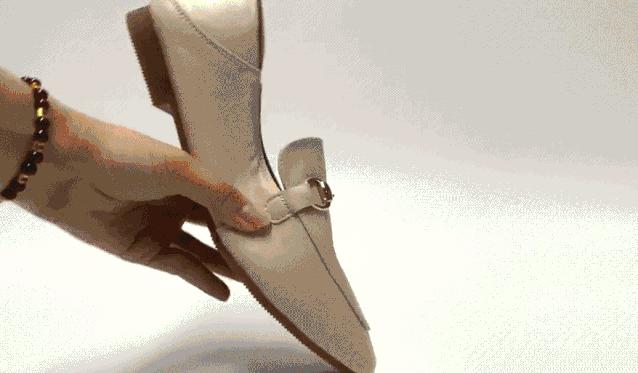 尖头乐福鞋秋冬款,适合脚宽的乐福鞋秋冬款