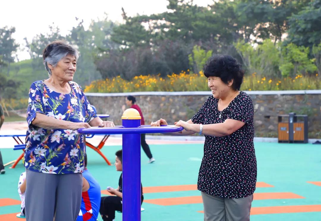 健身、遛弯、打卡……高新区“网红”体育公园喊你做运动