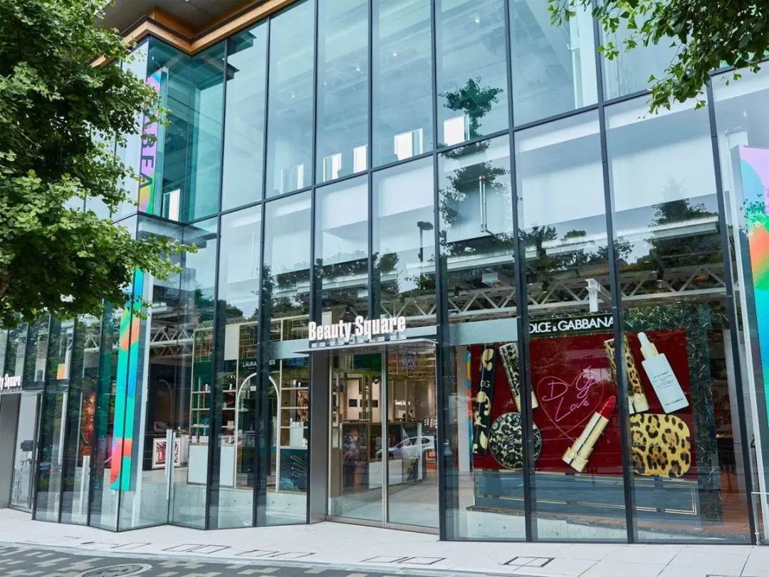 为什么这次的优衣库这么火爆,为什么最近优衣库这么火