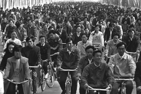 鉴往知来，跟着总书记学历史|从洋车子到无人驾驶