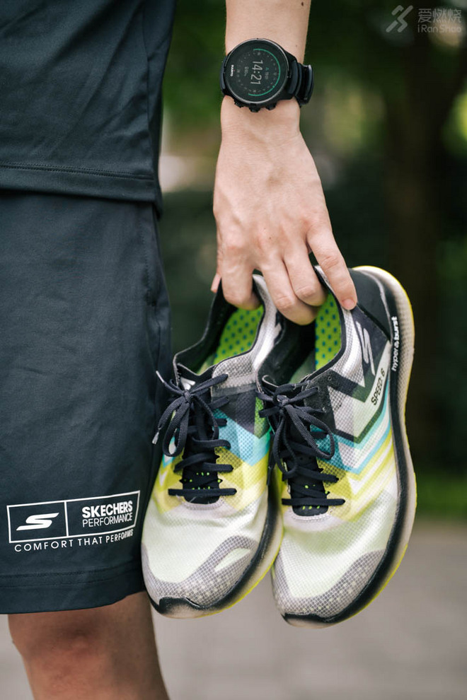 skechers跑鞋insistant,skechers跑鞋gorun