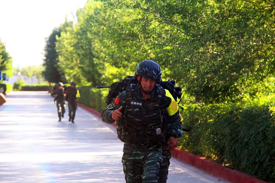 鎴橀叿鏆戞枟楂樻俯鍔姏宸ヤ綔,鏂楅叿鏆戞垬楂樻俯鍔姏濂嬫枟