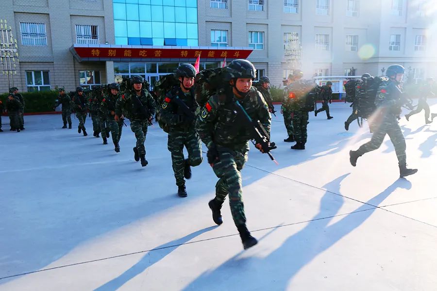 鎴橀叿鏆戞枟楂樻俯鍔姏宸ヤ綔,鏂楅叿鏆戞垬楂樻俯鍔姏濂嬫枟