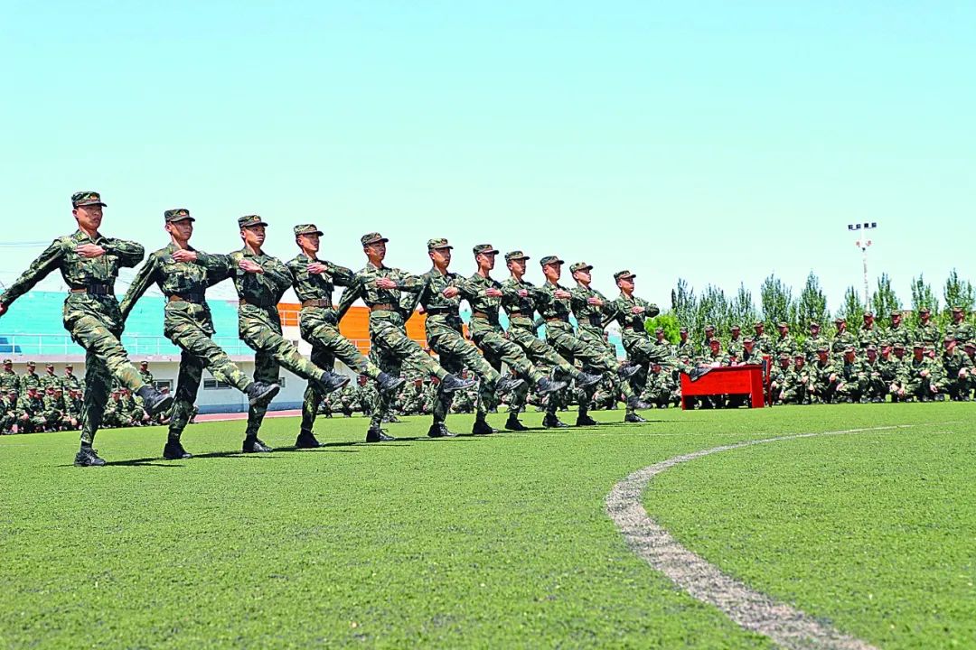 鏄熸湡鐗瑰垔,姣忓懆鐗瑰垔