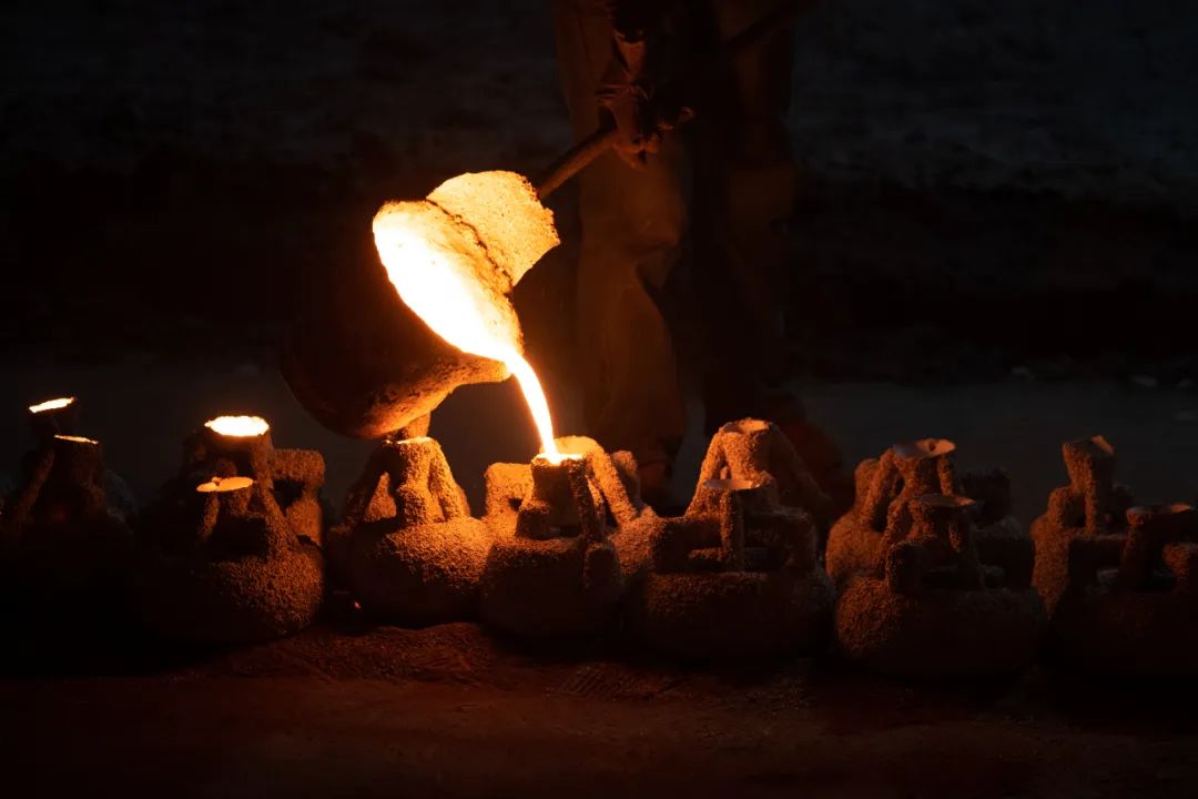 一把烧开水的壶,日式烧茶铁壶