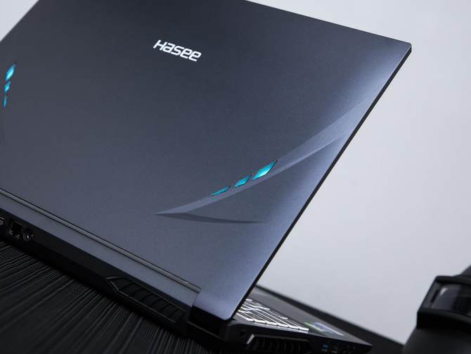 硬核机甲风,神舟战神z8-b4电竞版游戏测评