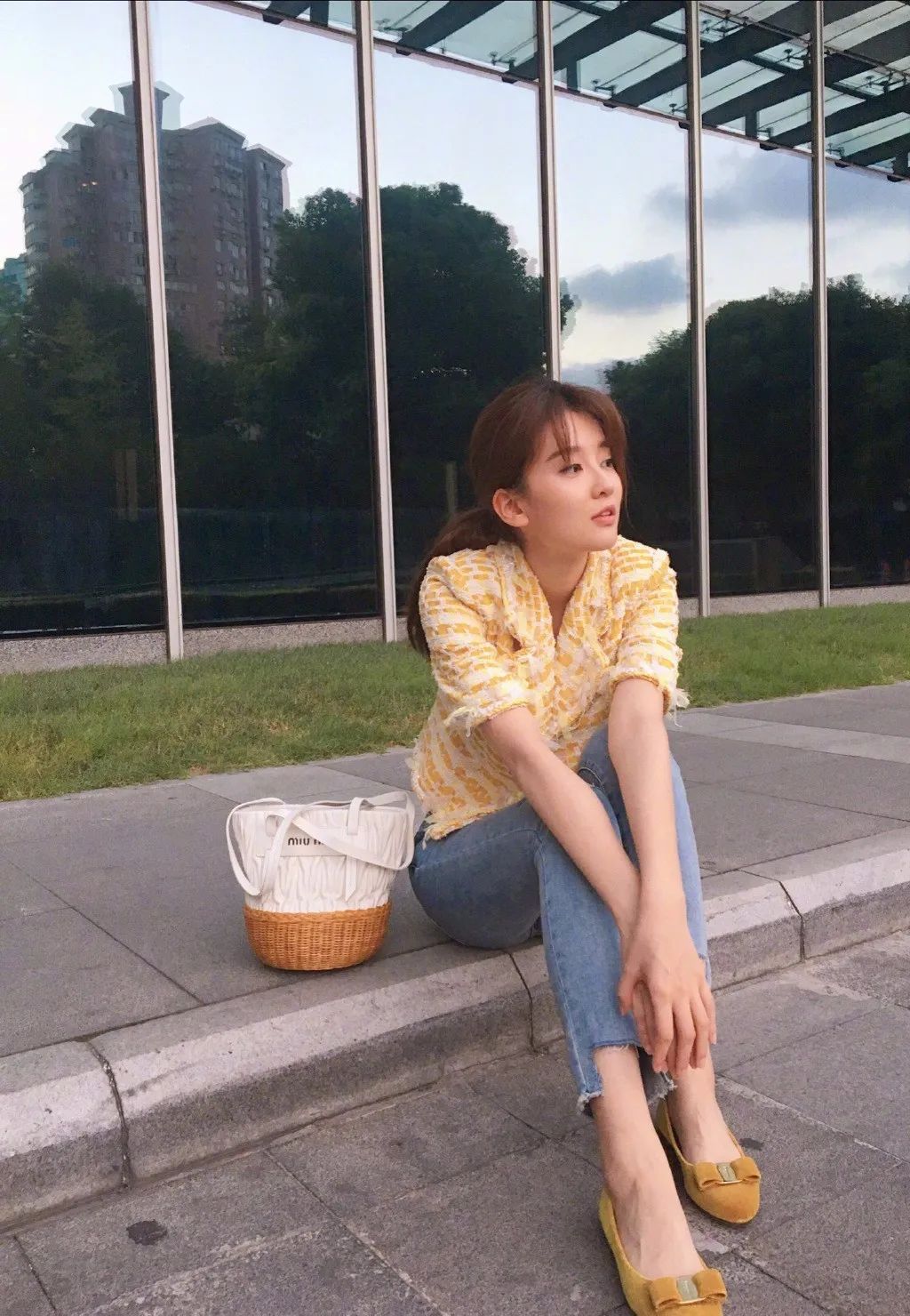 盛夏选一款不会撞款的藤编包吧,盛夏哪个系列好用