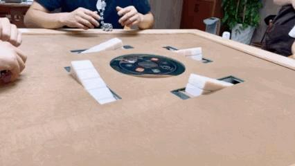 鍚冨湪鍢夊叴,鍚冨湪鍢夊叴缇庨鐗规儬涓撳満