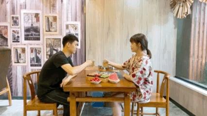 鍚冨湪鍢夊叴,鍚冨湪鍢夊叴缇庨鐗规儬涓撳満