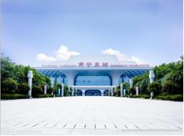 超值！住南宁高端酒店还送“光影节”门票，快来看看!