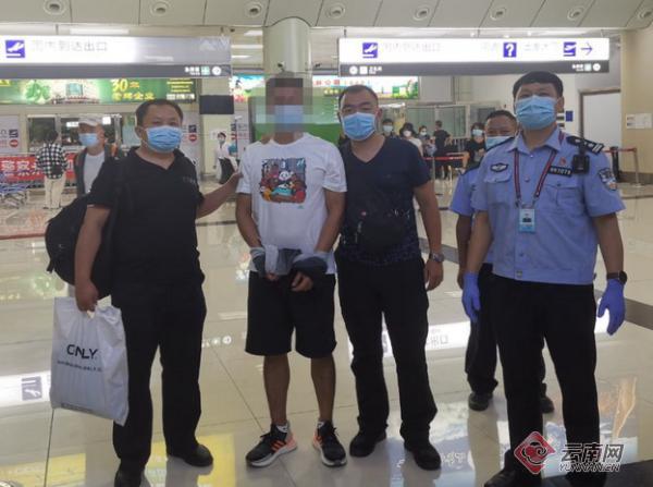 骗取客户积分从中获利云南德宏一通讯器材经营者被刑拘