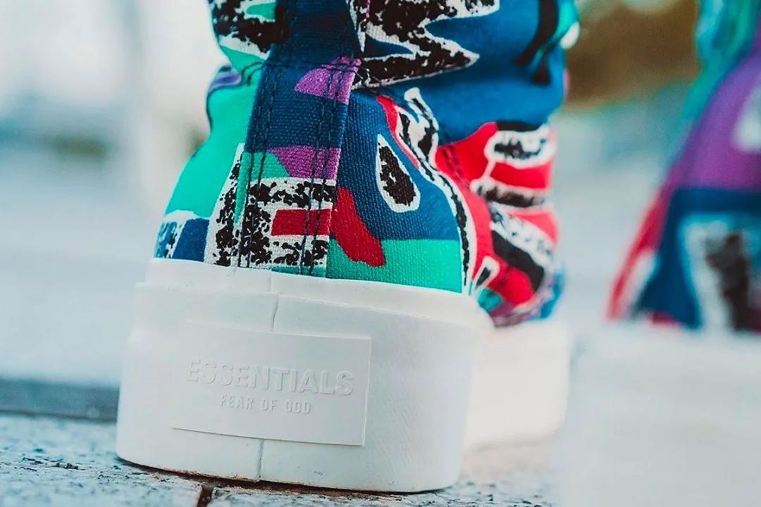 潮鞋速递｜“盗版鞋”把章盖到正版上，就问你服不服？