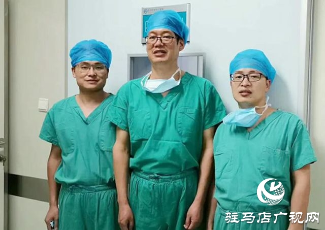 输尿管软镜进镜技巧,输尿管软镜肾盂旁囊肿开窗术缺点