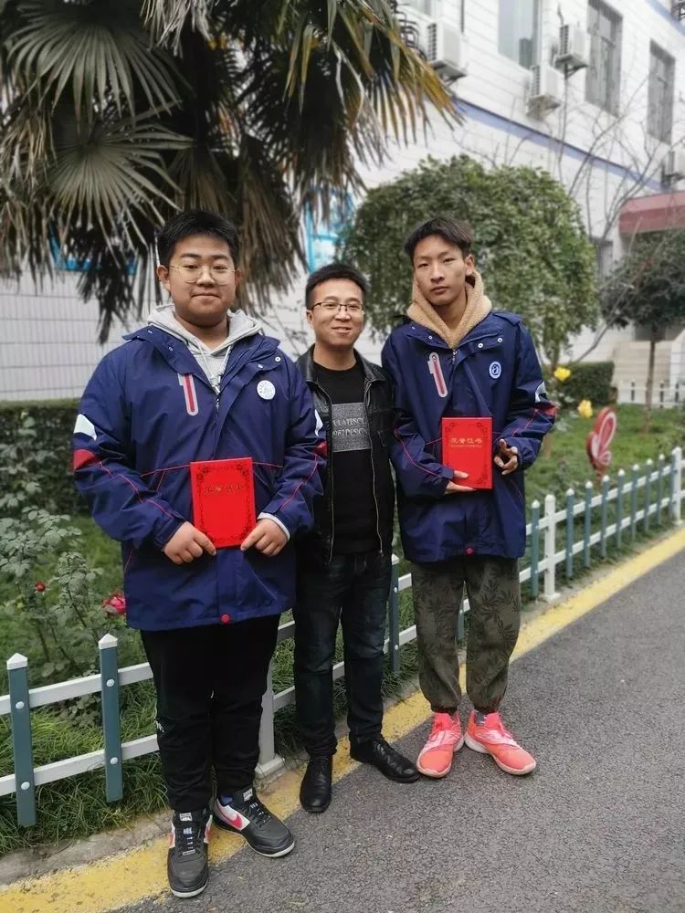 西安综合职业中等专业技术学校,西安综合职业中等专业学校2021