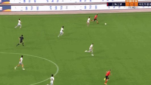 这场输不起的较量泰达不妨利用老熟人的弱点寻找机会