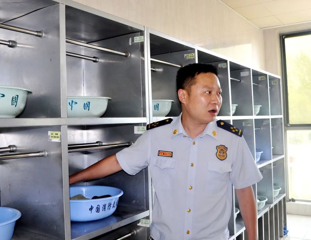 抗洪英雄陈陆一路走好,抗洪英雄陈陆烈士