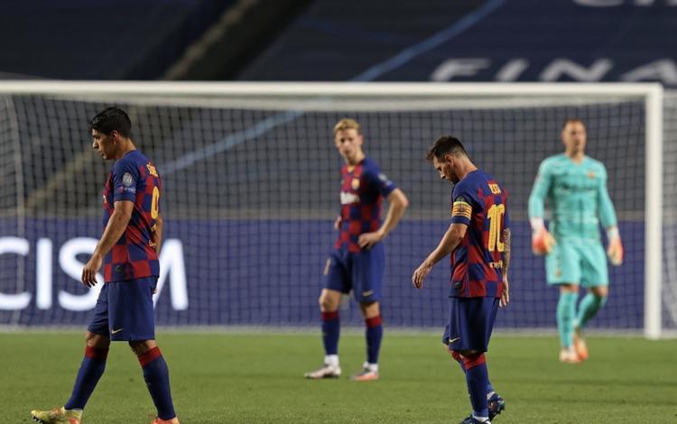 巴萨8-2拜仁的耻辱球迷痛哭,巴萨耻辱之战完整