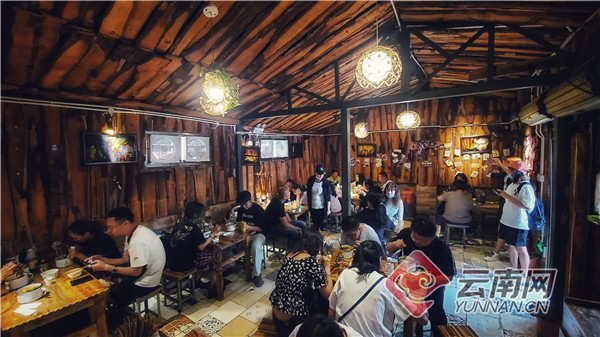 「Vlog·探路」文化巷文林街：照亮昆明城的文艺明珠