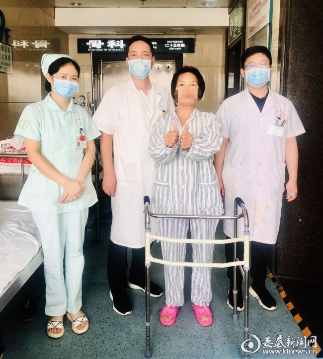 四十三年“假关节”伴隐痛一朝治愈娄底市中心医院专家为患者开启新人生