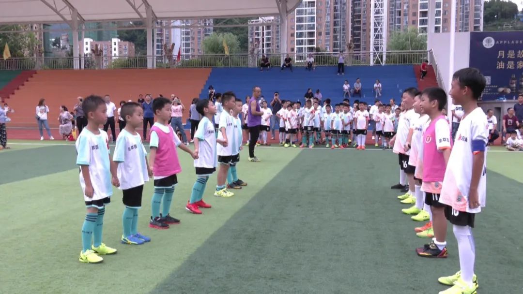 加油吧少年冠军赛,加油吧少年运动会完整版