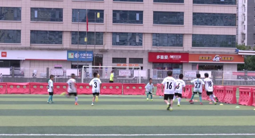 加油吧少年冠军赛,加油吧少年运动会完整版